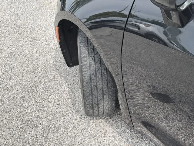 Used 2018 Black Chrysler Touring Plus image 33