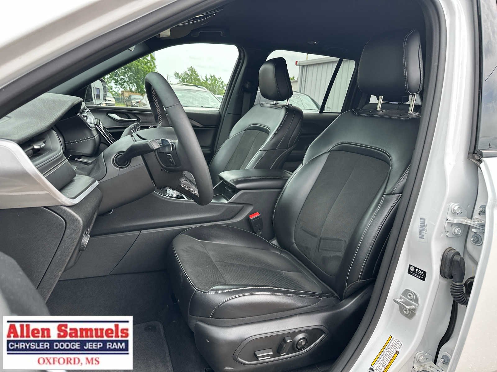 Certified Used 2025 Bright White Clearcoat Jeep Altitude image 11