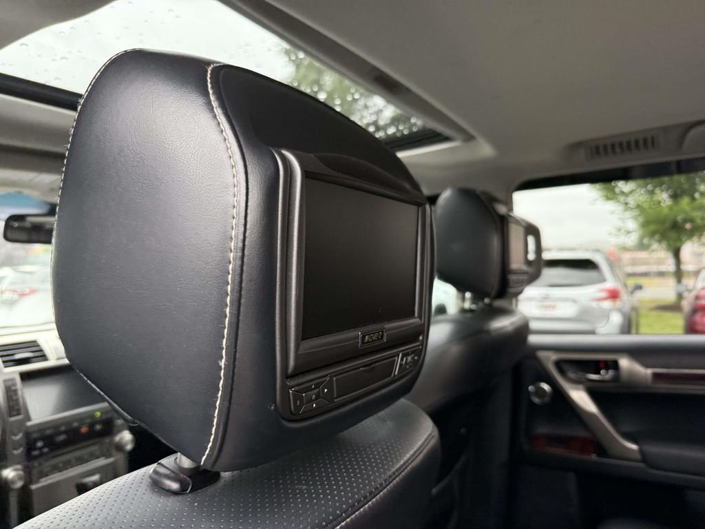Used 2011 Black Lexus 460 Premium image 35