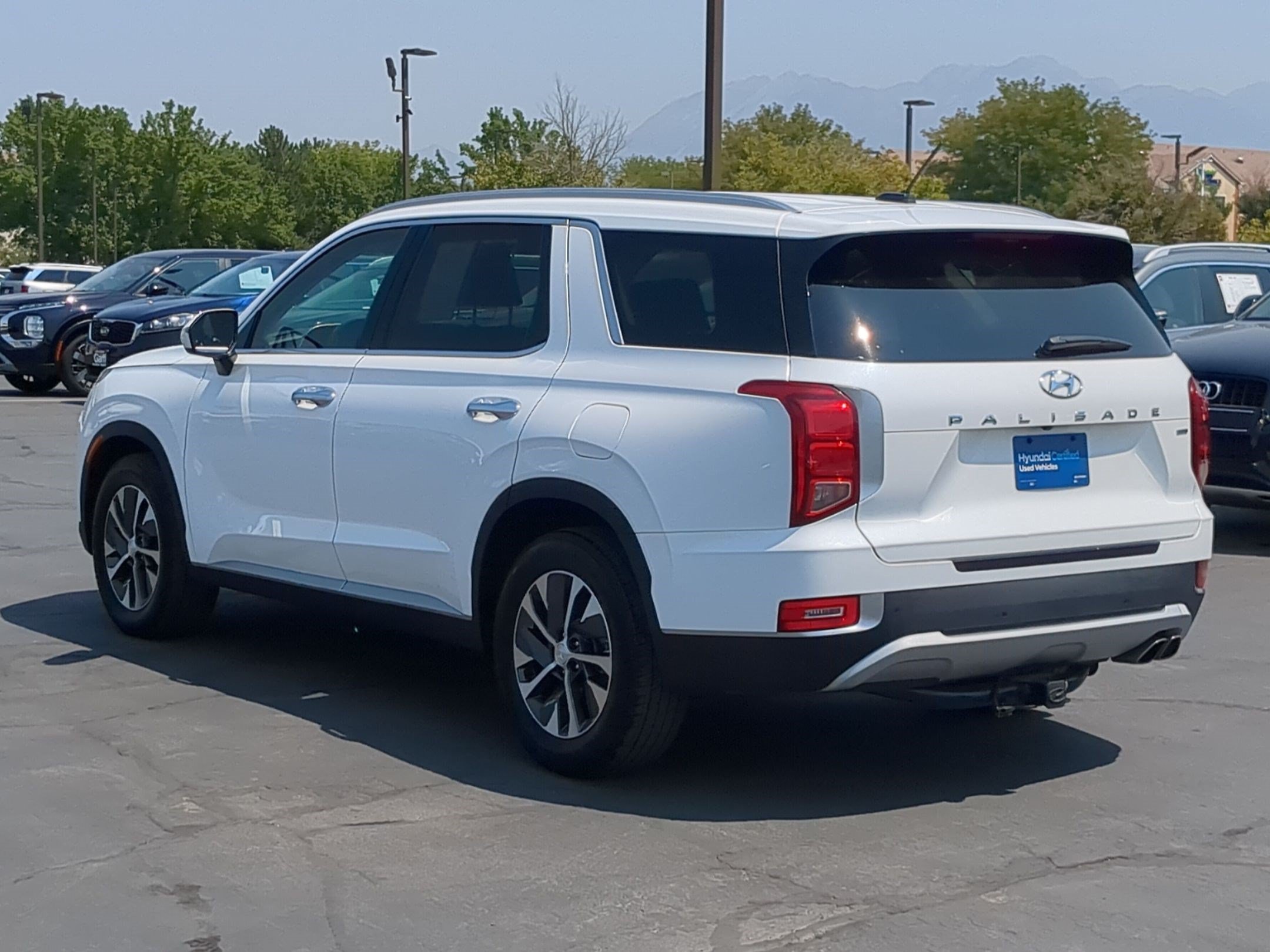 Certified Used 2022 Hyper White Hyundai SEL image 5