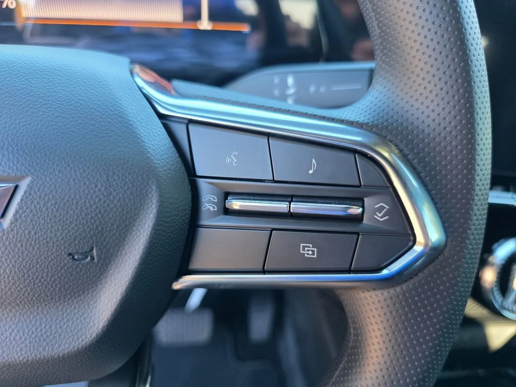 2025 Chevrolet Blazer EV LT - Photo 19