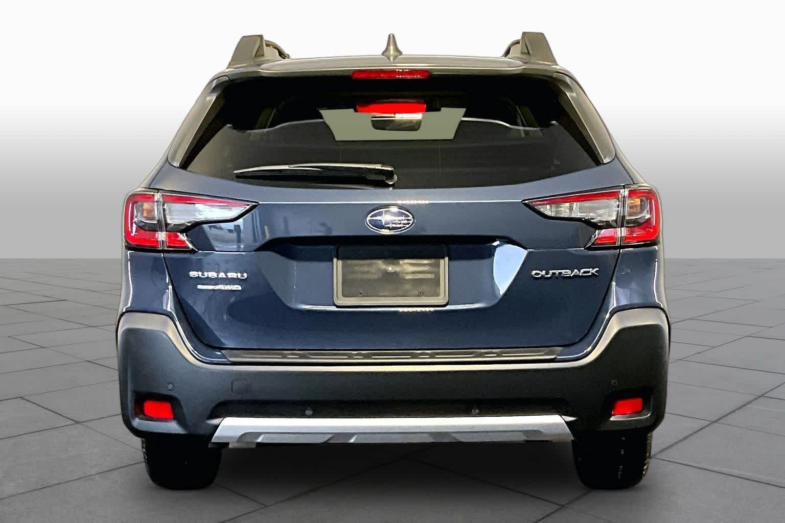 Used 2025 Cosmic Blue Pearl Subaru Limited image 4