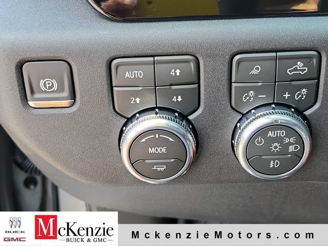 2026 GMC Sierra 1500 SLT - Photo 11