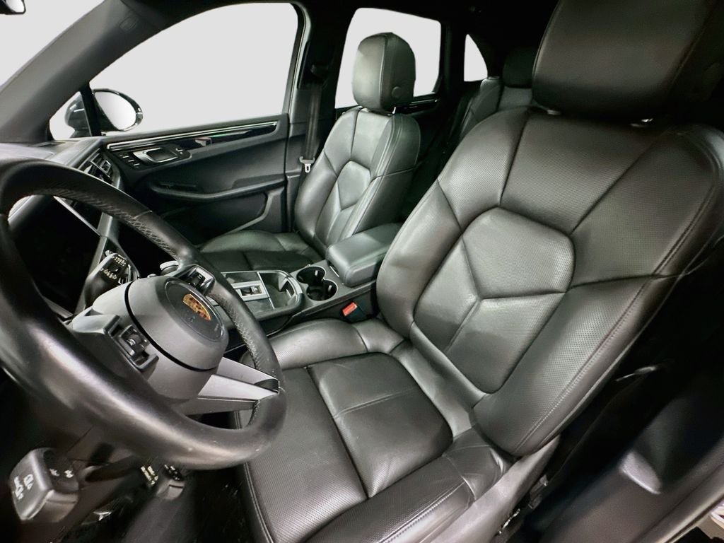 Used 2022 Black Porsche Base image 10