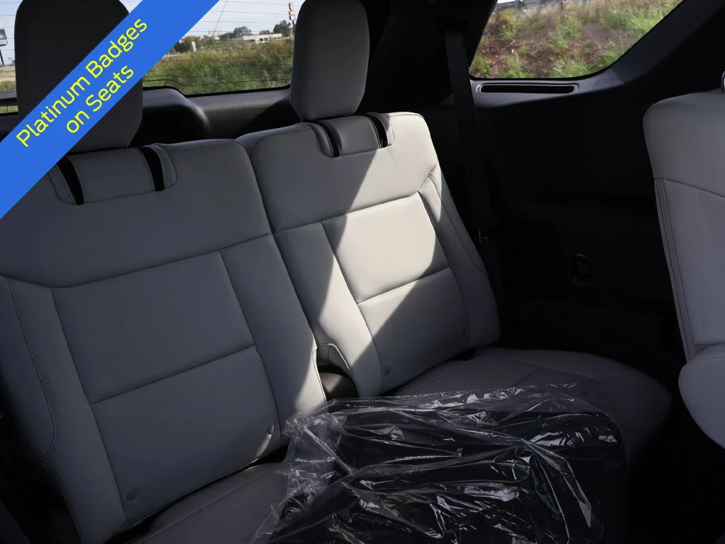New 2027 Ruby Red Metallic Tinted Clearcoat Ford Platinum™ image 13