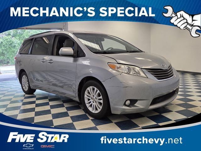 2013 Toyota Sienna XLE