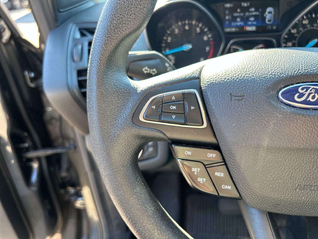 Used 2018 Gray Ford SE image 19