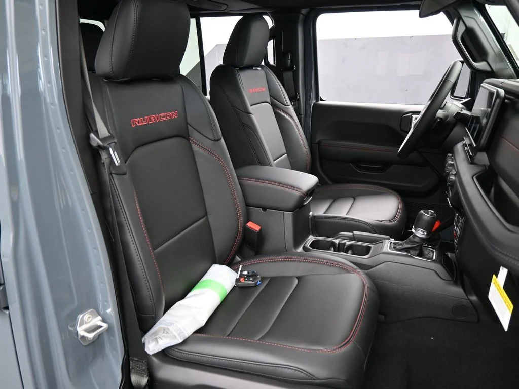 New 2026 Anvil Clearcoat Jeep Rubicon image 38