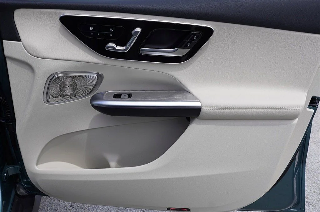 2026 Mercedes-Benz GLC Base - Photo 10