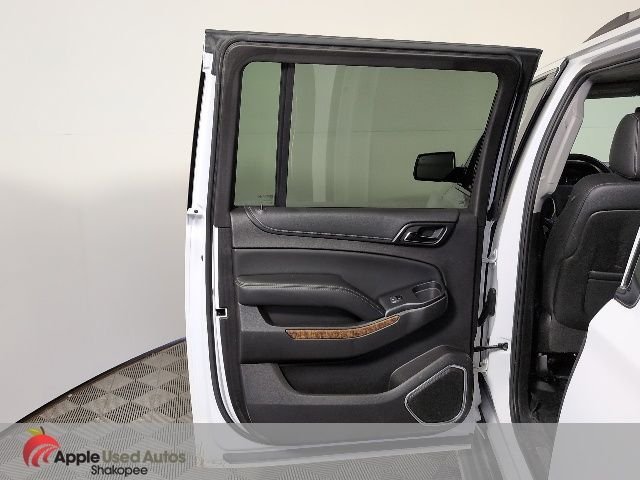 Used 2016 White Chevrolet LTZ image 32