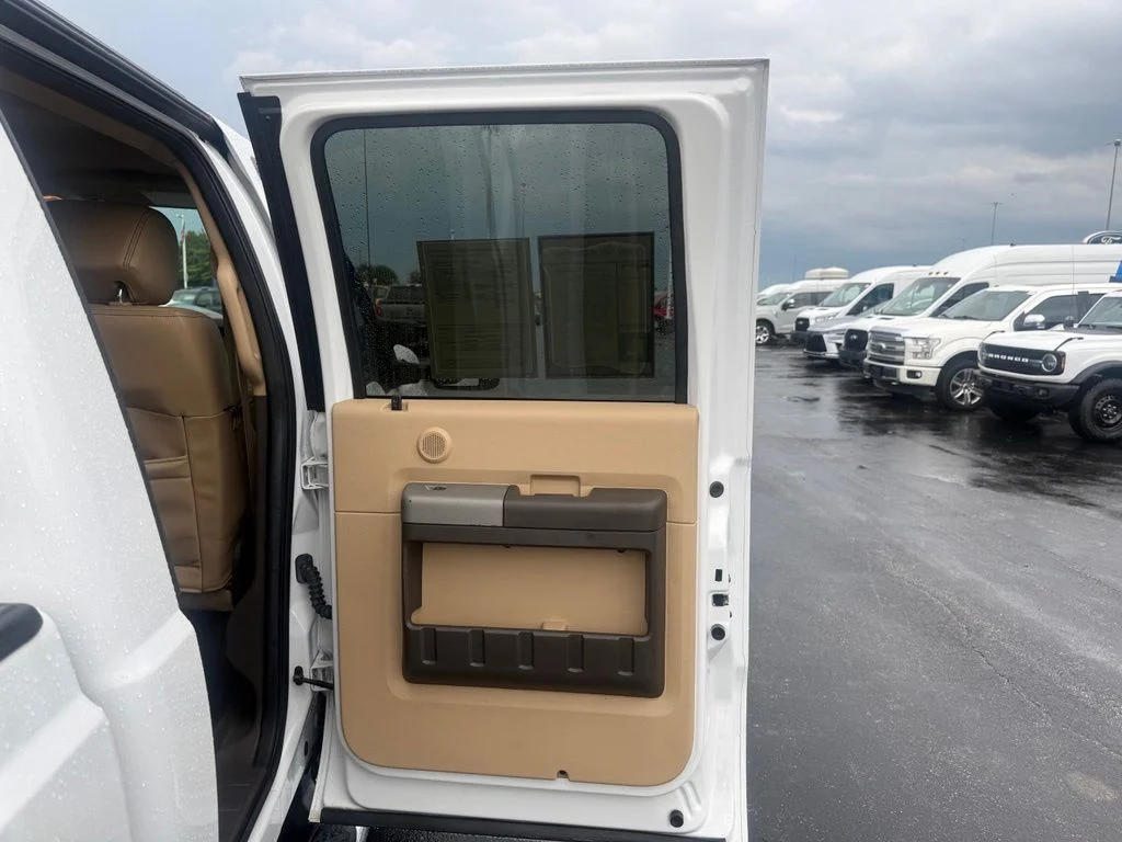 Used 2016 Oxford White Ford Lariat image 61