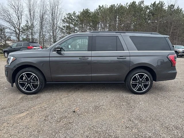 Used 2021 Gray Ford Limited image 9