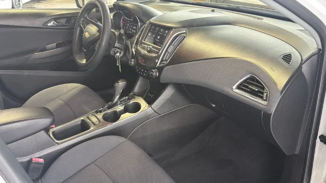 Used 2019 White Chevrolet LS image 13