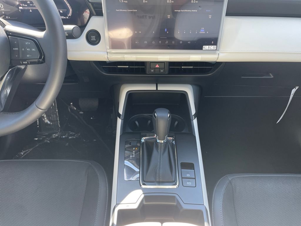 New 2026 White Metallic Mazda 2.5 S Select image 10