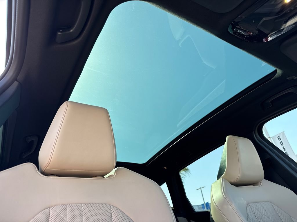 Used 2025 Gray BMW 30 xDrive image 14