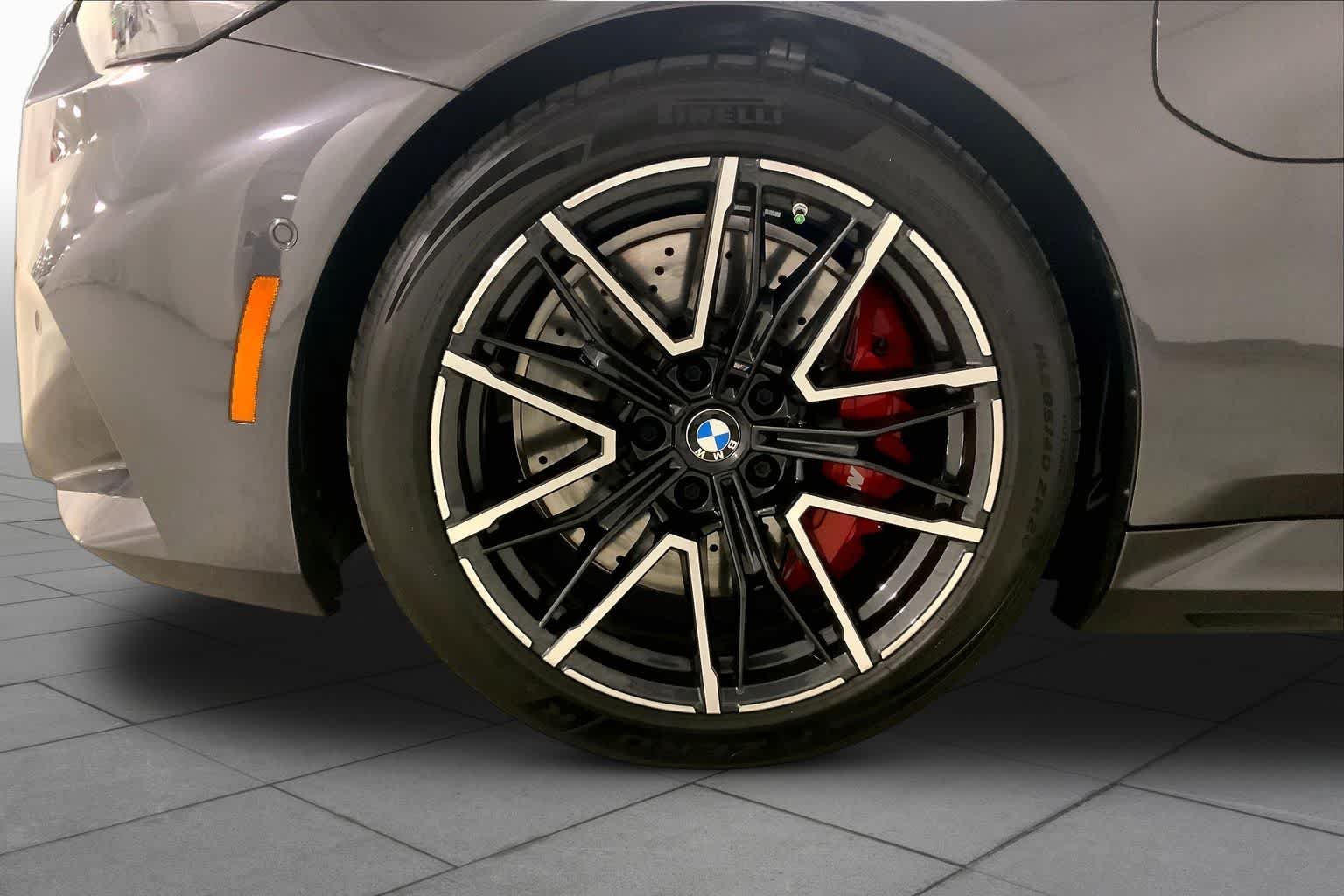 Used 2025 Dark Graphite Metallic BMW  image 10