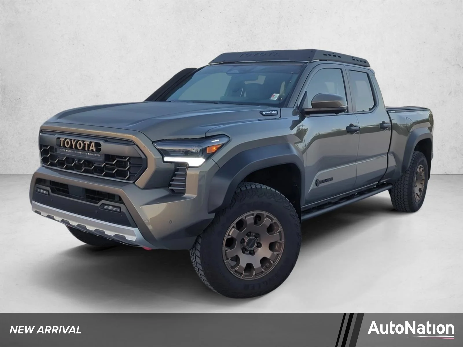 Used 2026 Bronze Oxide Toyota Trailhunter Hybrid image 1