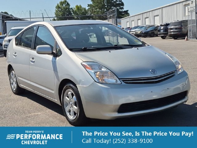 Used 2005 Silver Toyota Base image 3