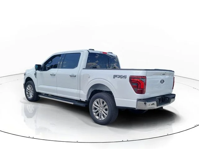 New 2026 Oxford White Ford Lariat image 5