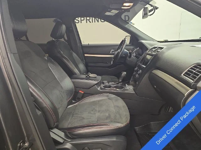 Used 2019 Gray Ford XLT image 10