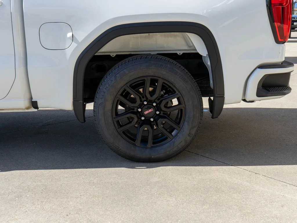 Used 2023 White GMC Elevation image 31