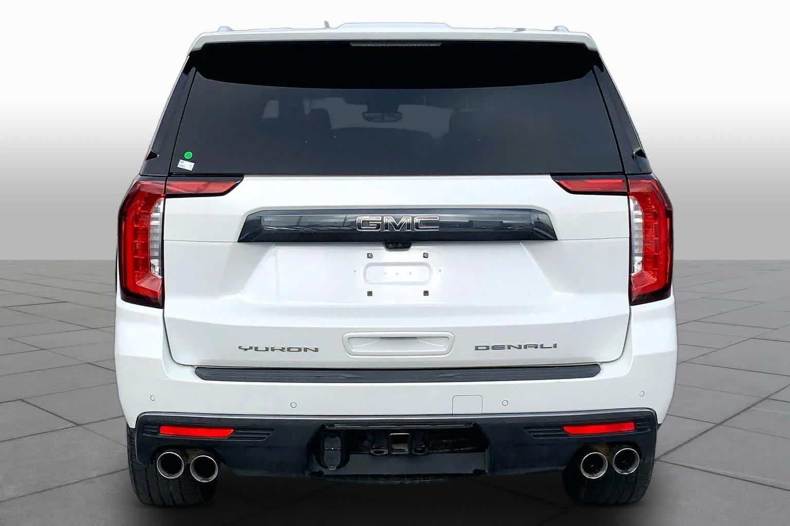 Certified Used 2023 White Frost Tricoat GMC Denali Ultimate image 5