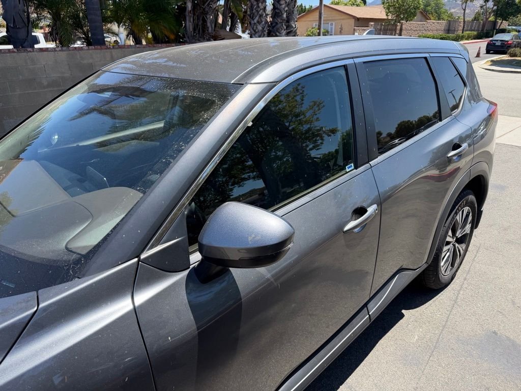 Used 2023 Gray Nissan SV image 7