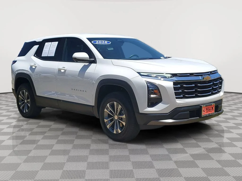 Used 2026 Summit White Chevrolet LT image 3