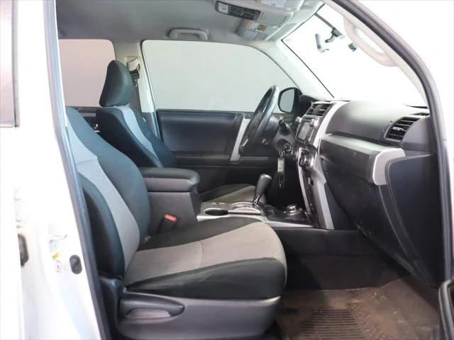 Used 2019 White Toyota SR5 image 19
