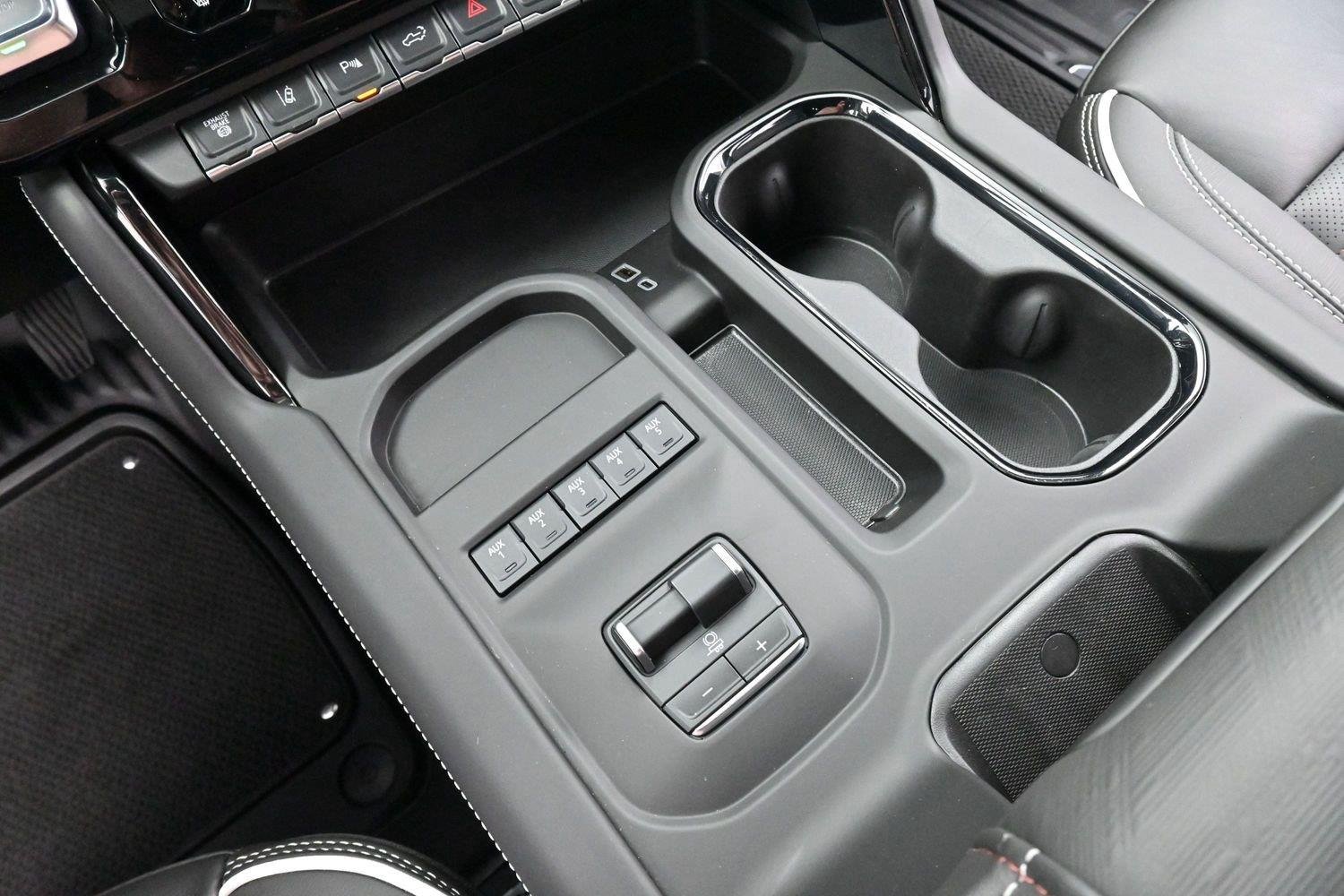 Used 2026 Titanium Rush Metallic GMC AT4X image 26