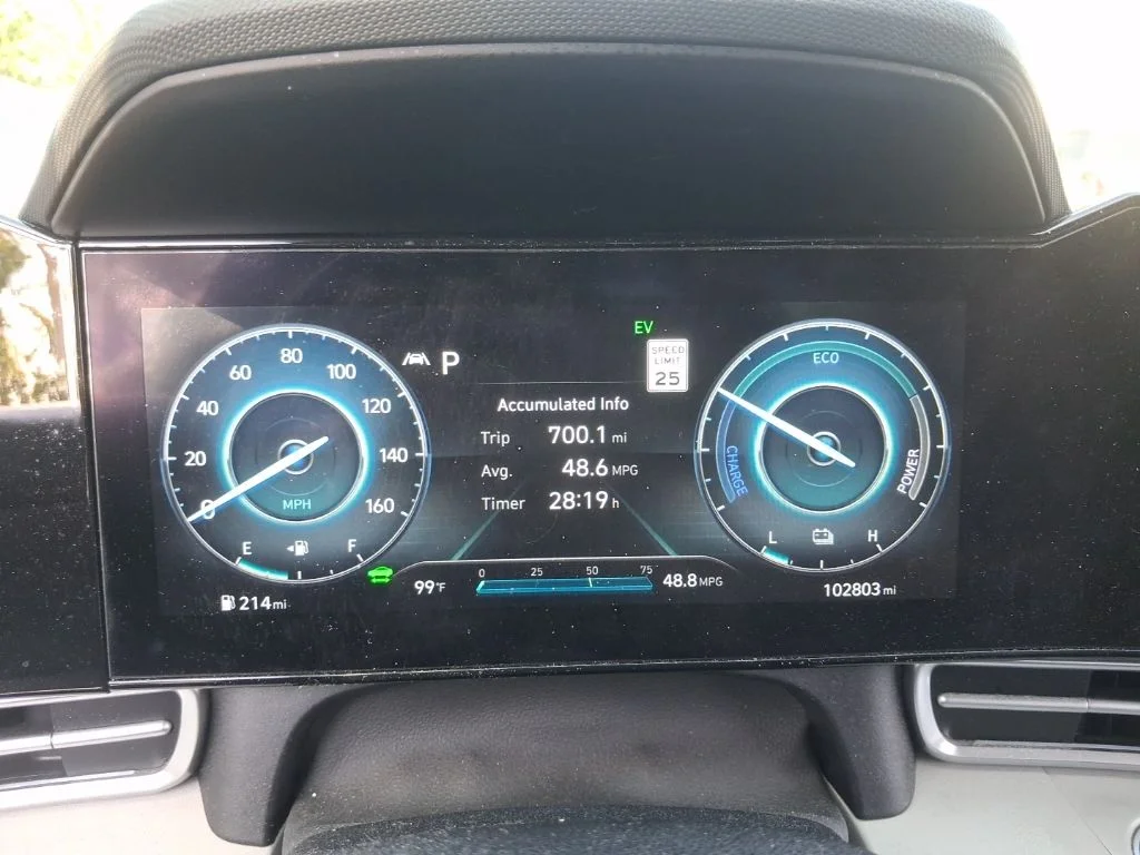 Used 2022 Red Hyundai Limited image 32