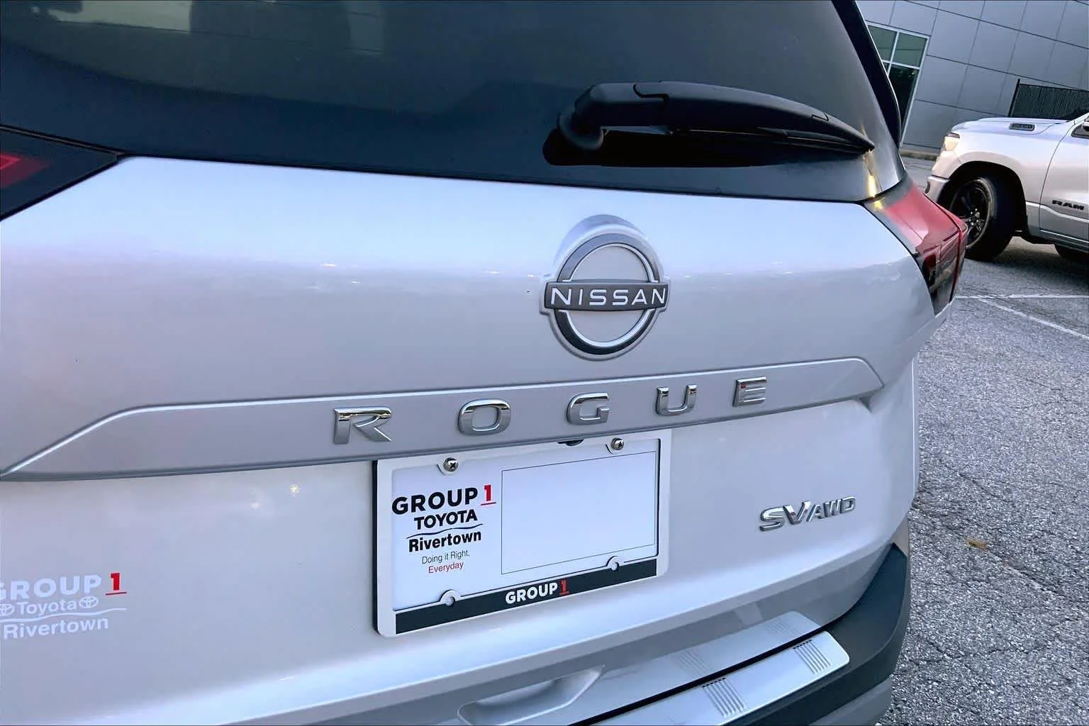 Used 2023 Brilliant Silver Metallic Nissan SV image 28