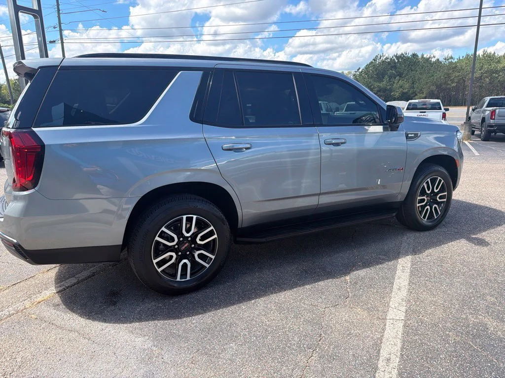 Used 2024 Sterling Metallic GMC AT4 image 6