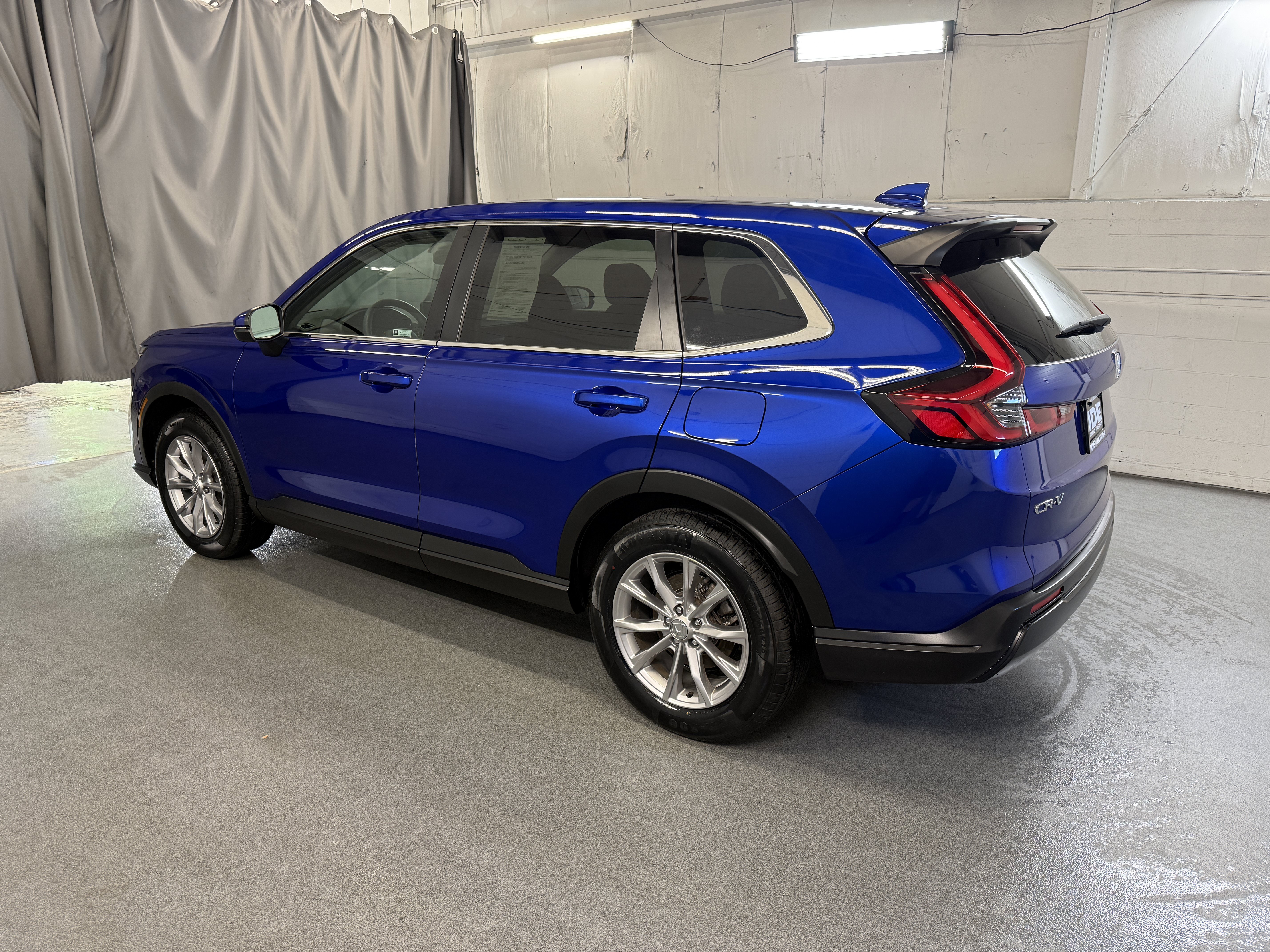 Used 2023 Canyon River Blue Metallic Honda EX image 6