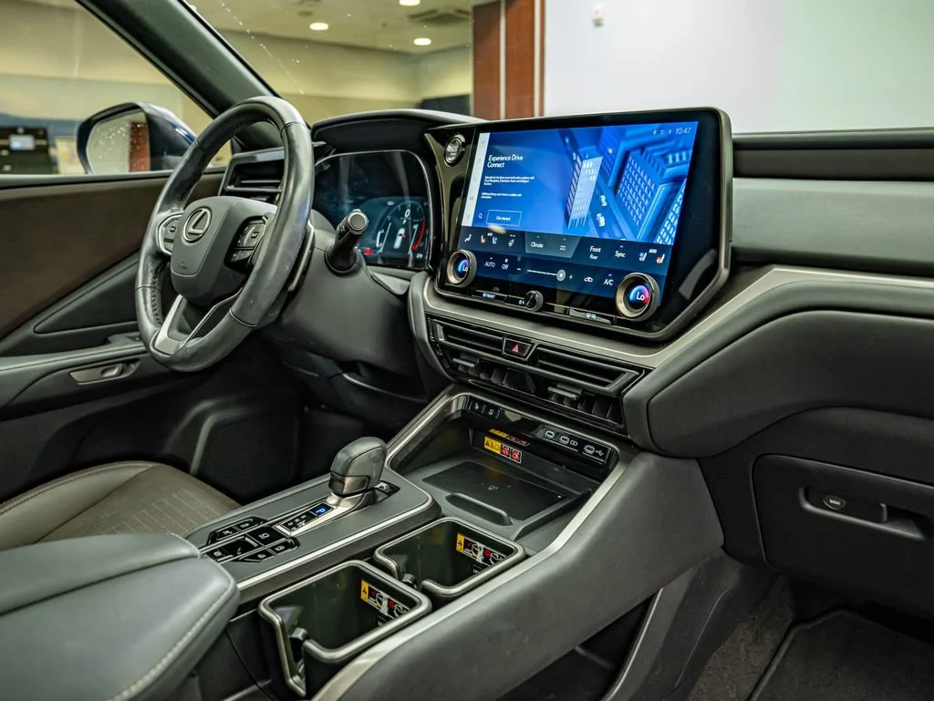 Used 2025 Nightfall Mica Lexus 350 Premium image 47