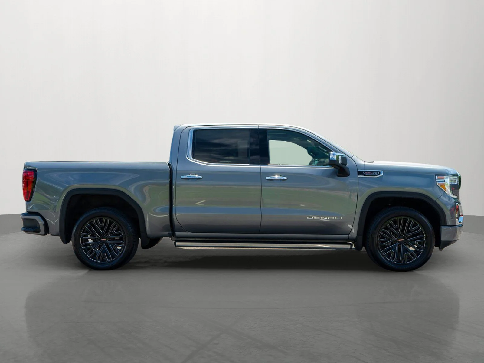 Used 2022 Satin Steel Metallic GMC Denali image 8