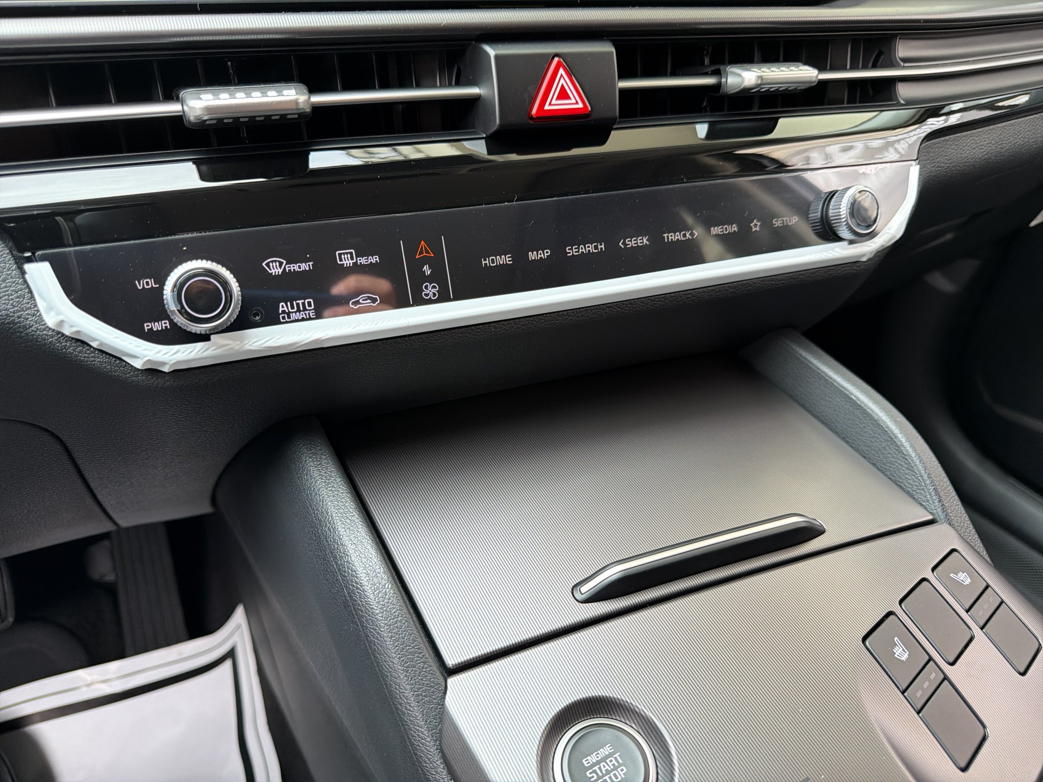 New 2027 Wolf Gray Kia EX image 22