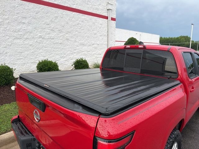 Used 2022 Red Nissan SV image 13