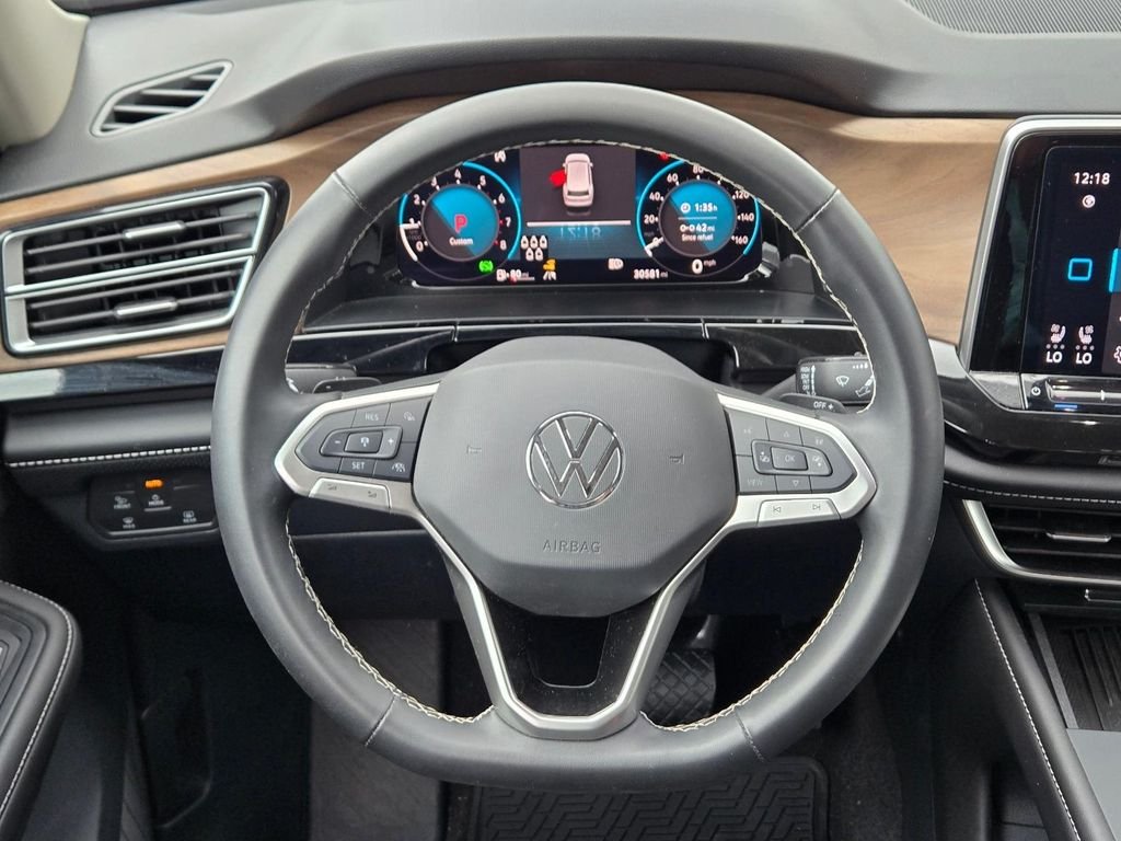 Used 2025 Gray Volkswagen 2.0T SE image 20