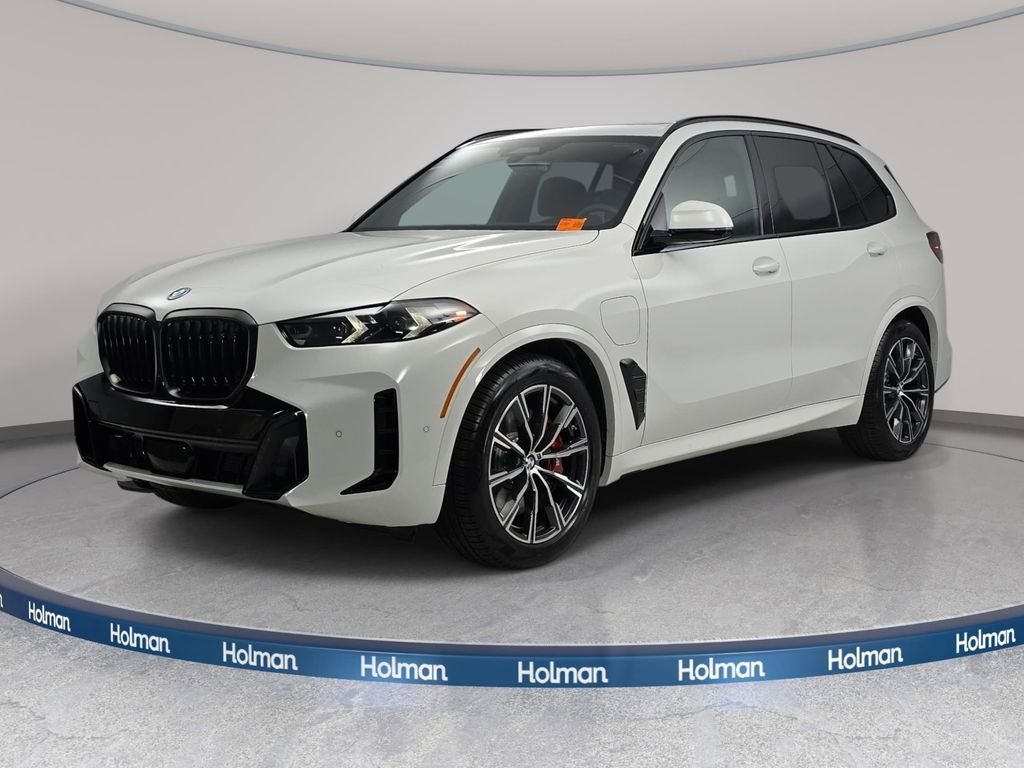 2026 BMW X5 xDrive50e's photo