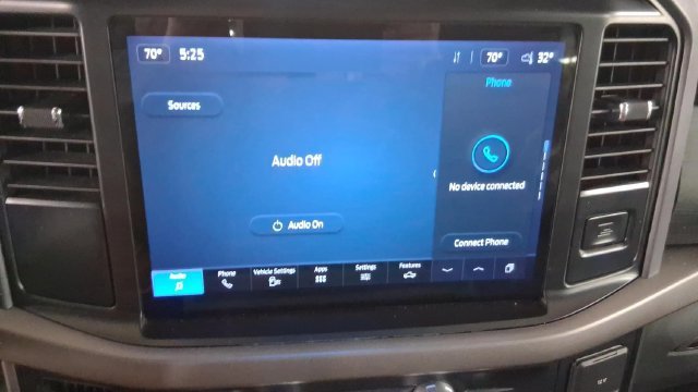 2025 Ford F-150 XLT - Photo 16