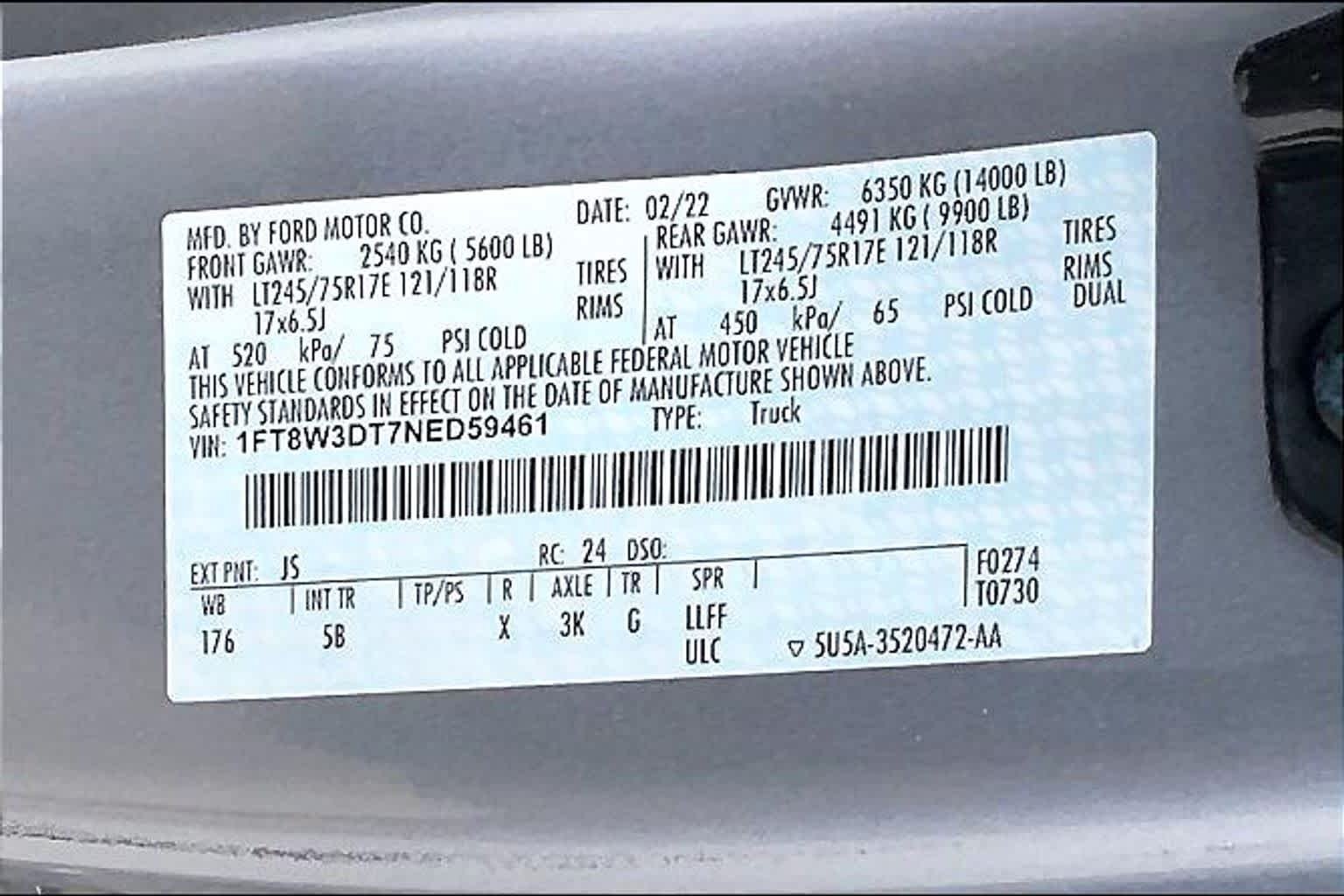 Used 2022 Iconic Silver Metallic Ford LARIAT image 32