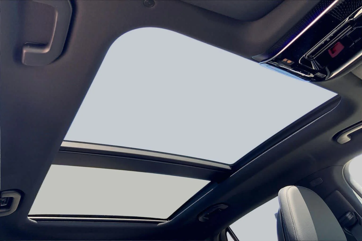 New 2026 Polar White Mercedes-Benz GLC 300 image 11