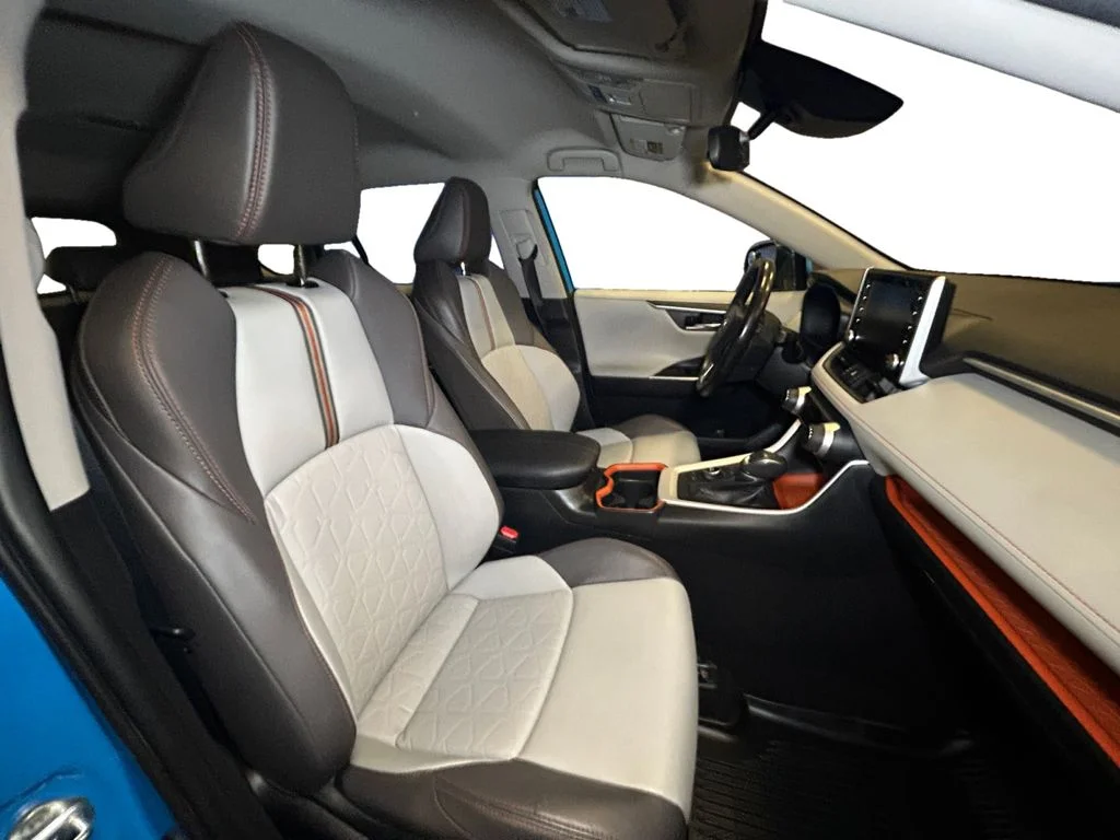 Used 2021 Blue Flame Toyota Adventure image 15