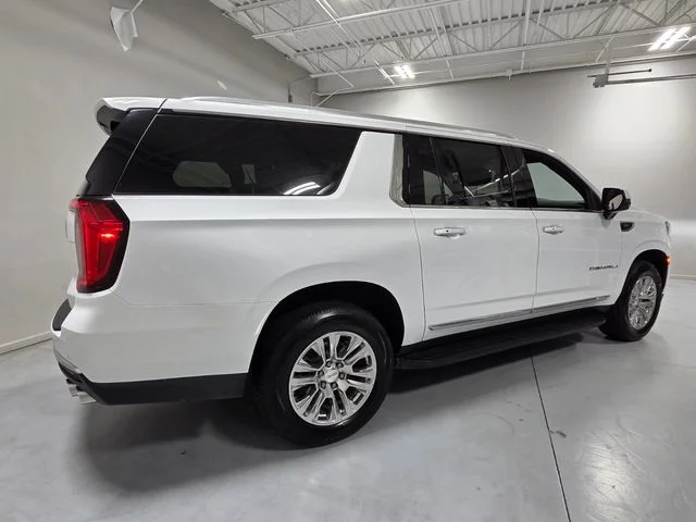 Used 2024 White GMC Denali image 14