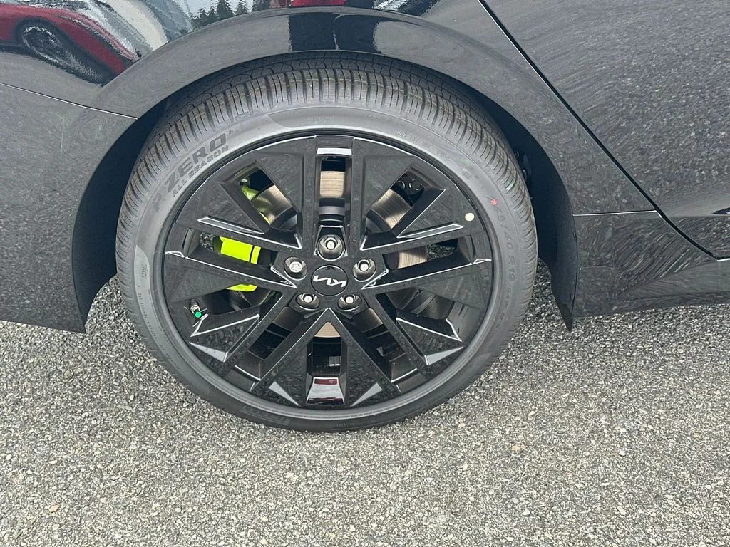 New 2026 Black Kia GT image 17