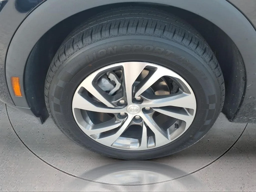 Used 2021 Blue Buick Essence image 4