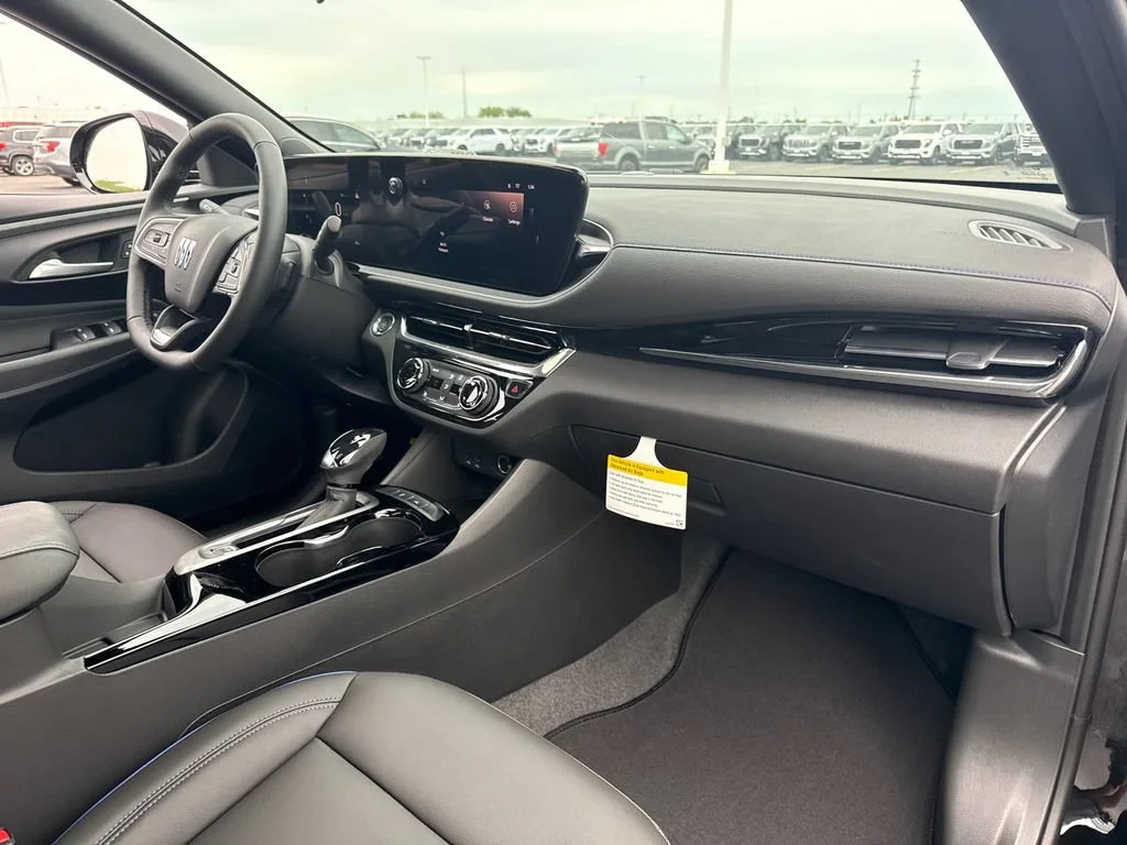 2026 Buick Envista Sport Touring - Photo 38