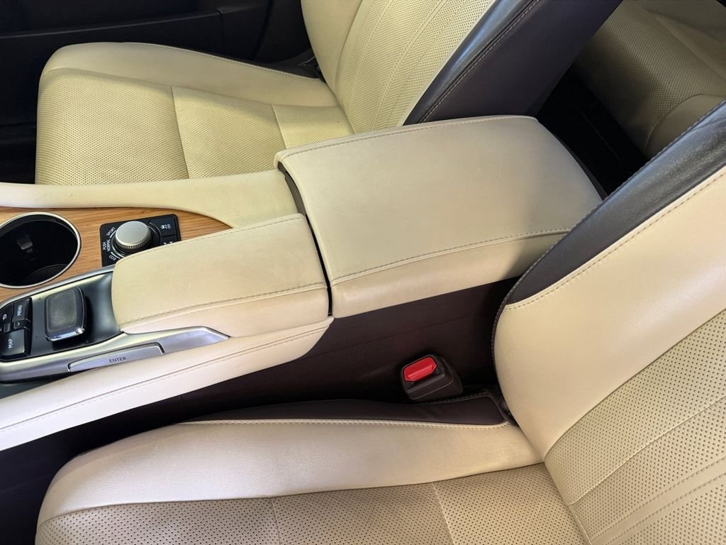 Used 2019 Beige Lexus 350L image 12