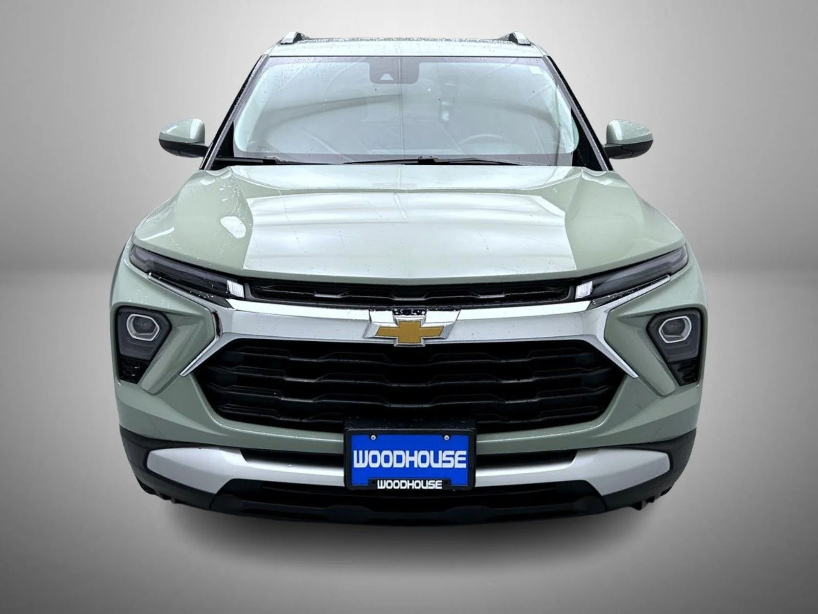 Used 2025 Green Chevrolet LT image 2